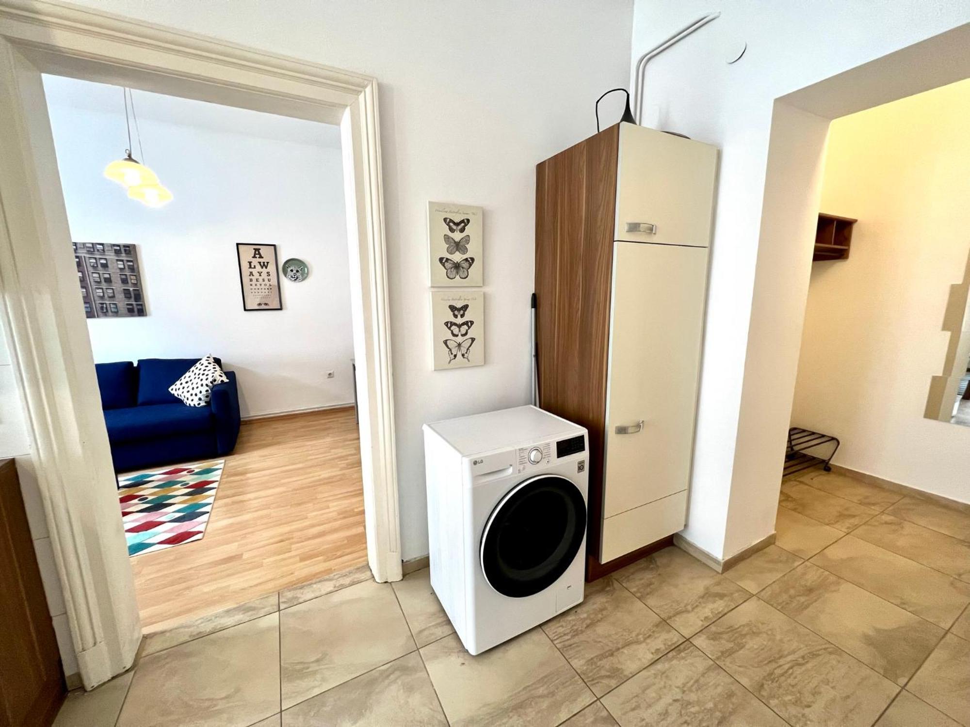 Cozy City Retreat - By Nahuen Suites Graz Esterno foto