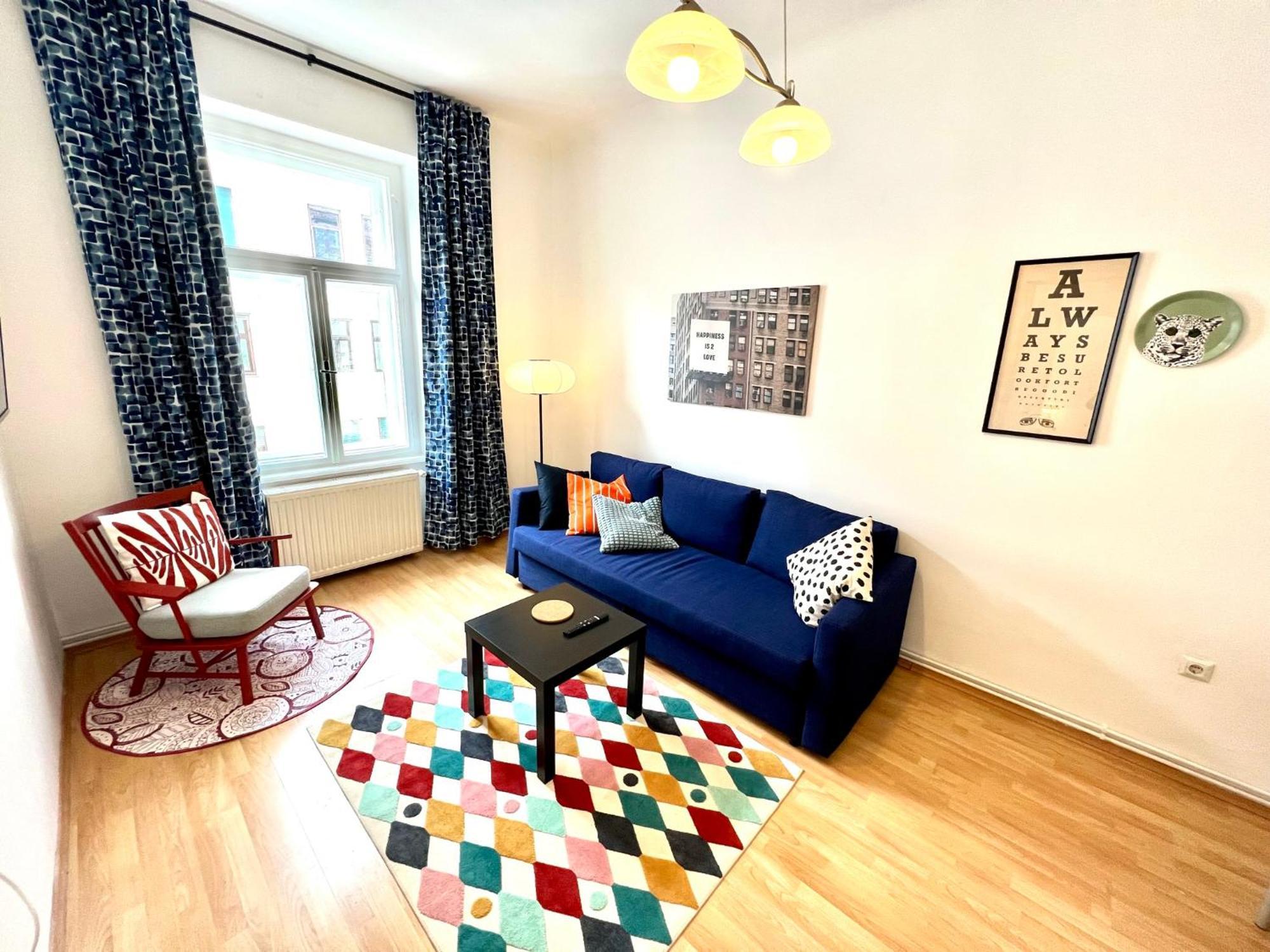 Cozy City Retreat - By Nahuen Suites Graz Esterno foto