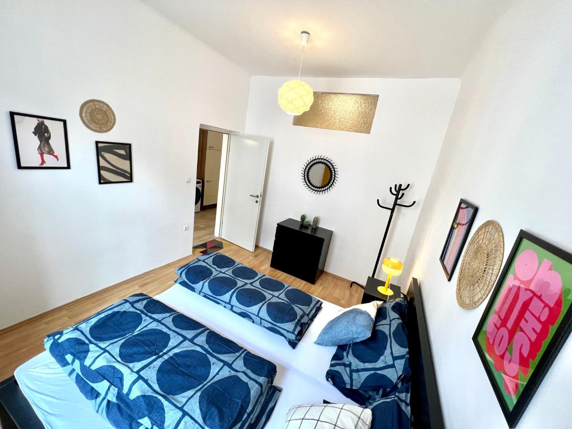 Cozy City Retreat - By Nahuen Suites Graz Esterno foto